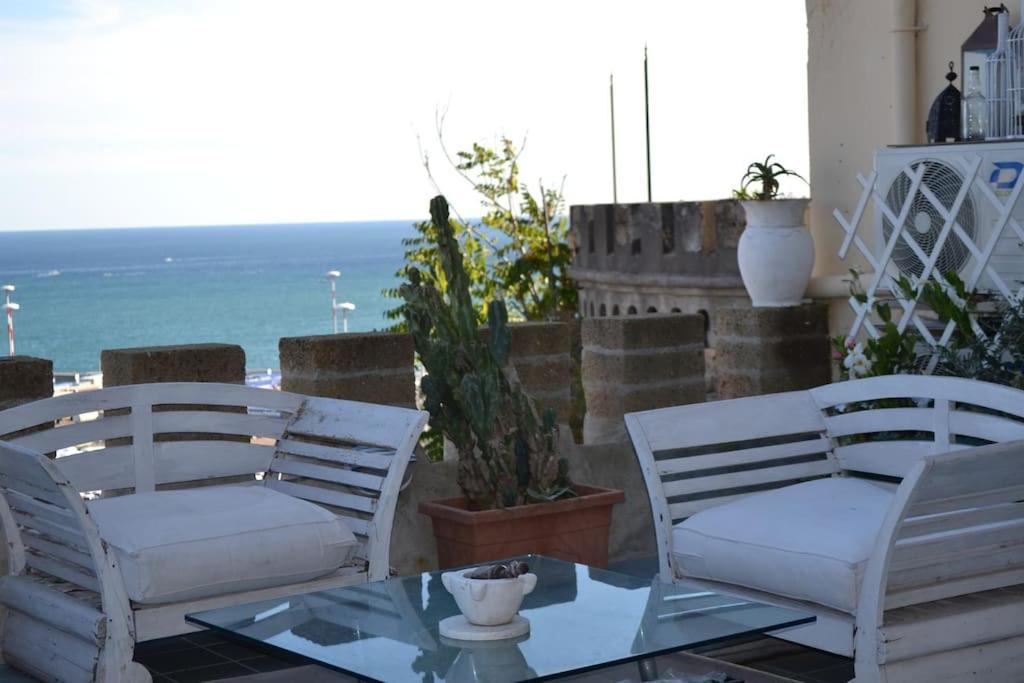 B&B Charming House Salerno Exterior foto